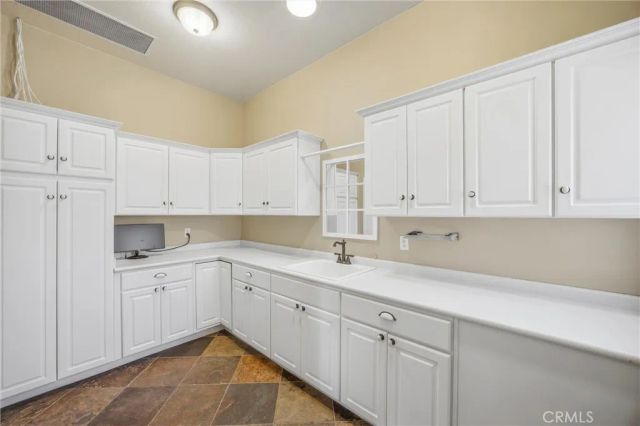 31027 E Sunset Drive North, Redlands, CA 92373