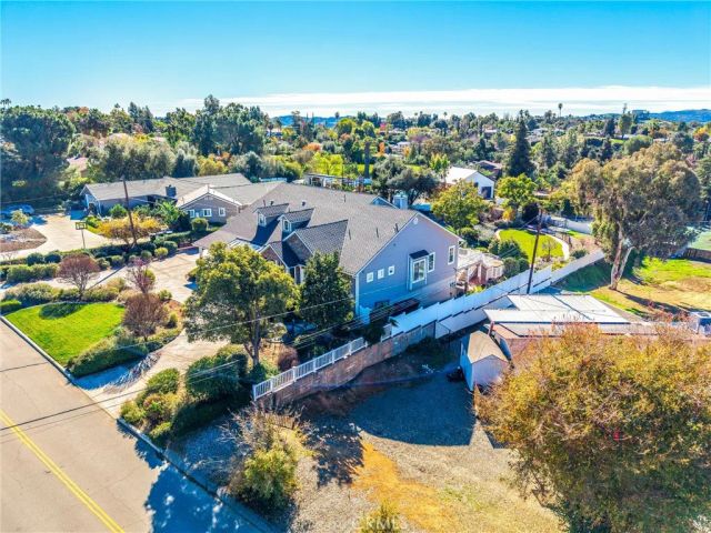 31027 E Sunset Drive North, Redlands, CA 92373