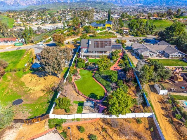 31027 E Sunset Drive North, Redlands, CA 92373