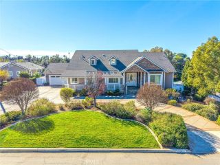 31027 E Sunset Drive North, Redlands, CA 92373