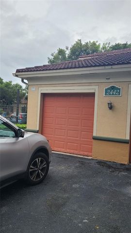 2442 Centergate Dr 101, Miramar, FL 33025