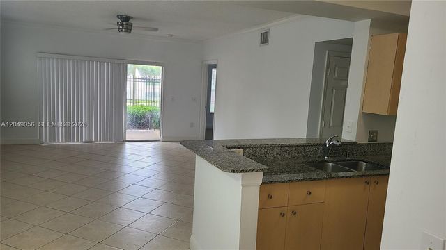 2442 Centergate Dr 101, Miramar, FL 33025