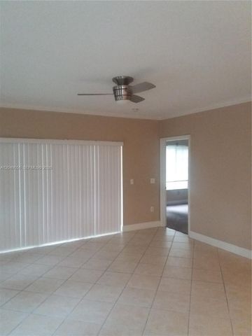 2442 Centergate Dr 101, Miramar, FL 33025