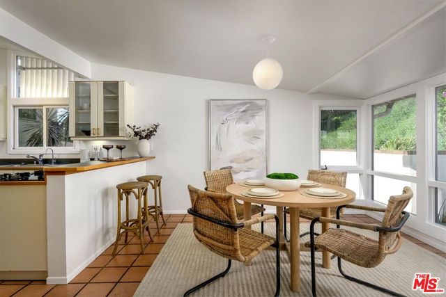 3134 Lucinda Lane, Santa Barbara, CA 93105