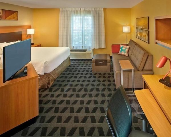 20 International Place 108, Tewksbury, MA 01876