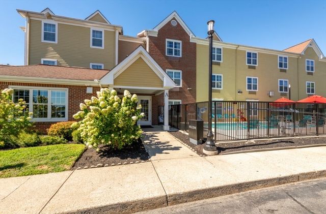 20 International Place 108, Tewksbury, MA 01876