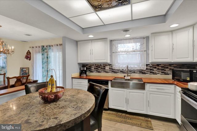 3020 ELM RD, Reading, PA 19605