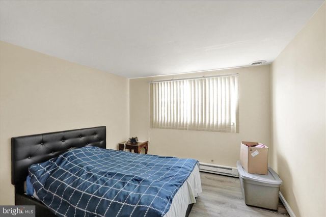 3020 ELM RD, Reading, PA 19605