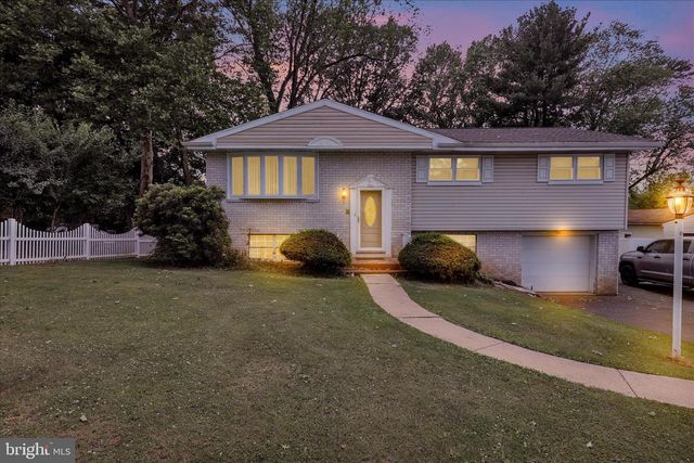 3020 ELM RD, Reading, PA 19605