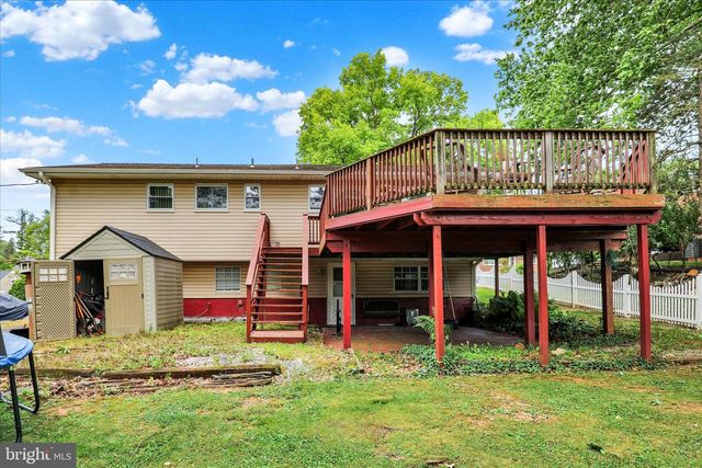3020 ELM RD, Reading, PA 19605