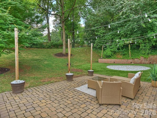 3808 Riverbend Road, Charlotte, NC 28210