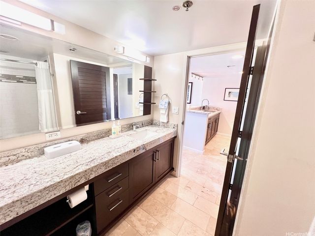 1777 Ala Moana Boulevard 2403, Honolulu, HI 96815