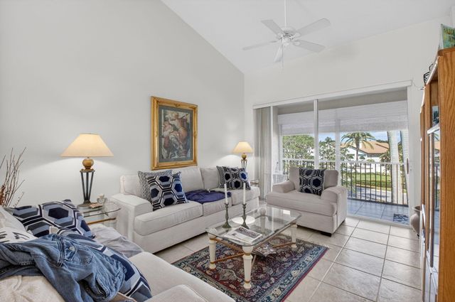 6560 Villa Sonrisa Drive 1321, Boca Raton, FL 33433