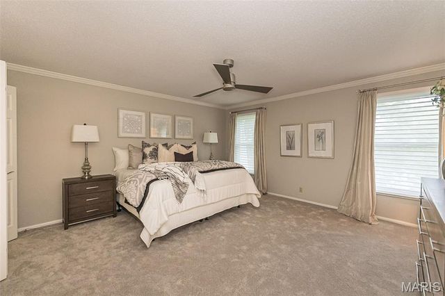15166 Chamisal Drive, Chesterfield, MO 63017