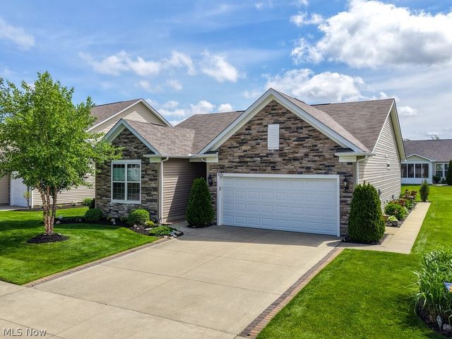 8081 Parkcroft Drive, Mentor, OH 44060
