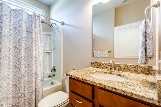 8081 Parkcroft Drive, Mentor, OH 44060