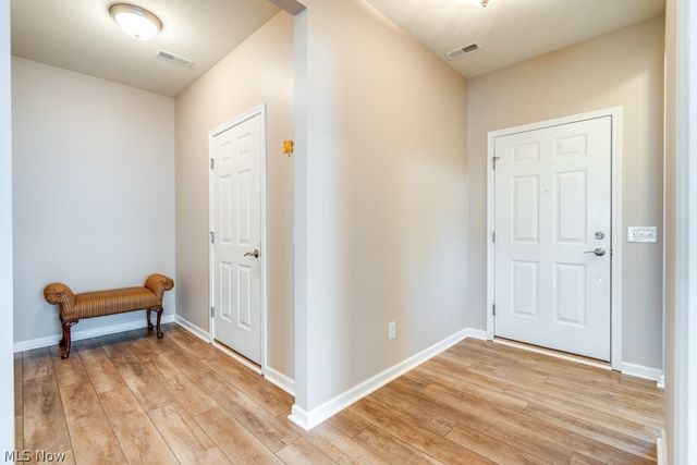 8081 Parkcroft Drive, Mentor, OH 44060