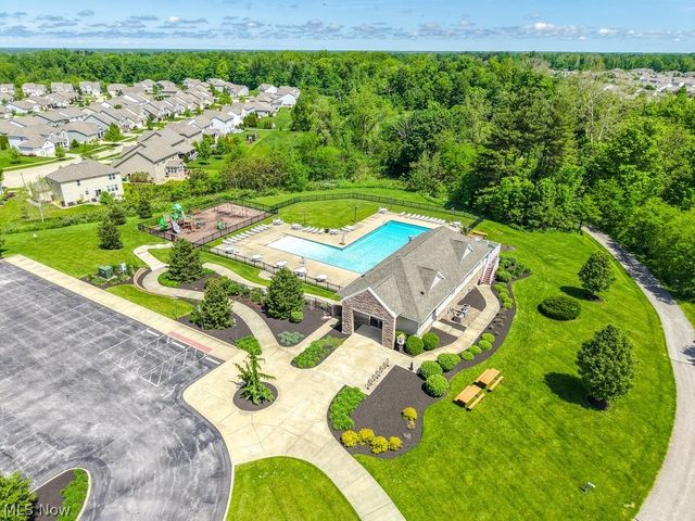 8081 Parkcroft Drive, Mentor, OH 44060