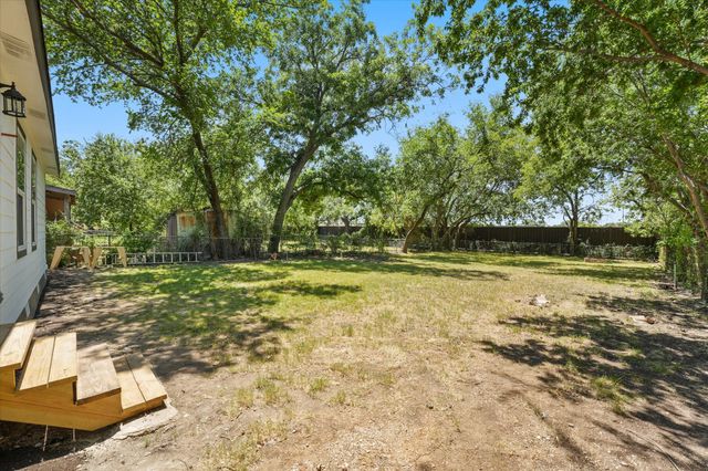 917 N Wood Street, Denton, TX 76209