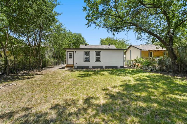 917 N Wood Street, Denton, TX 76209