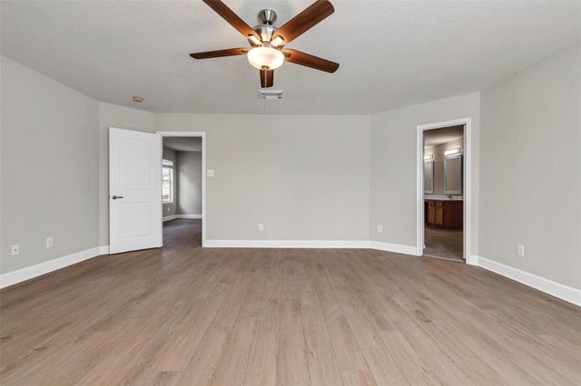 12715 Windy Summer Lane, Houston, TX 77044