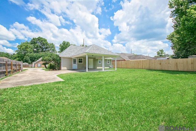 14211 Parkridge Dr, Prairieville, LA 70769