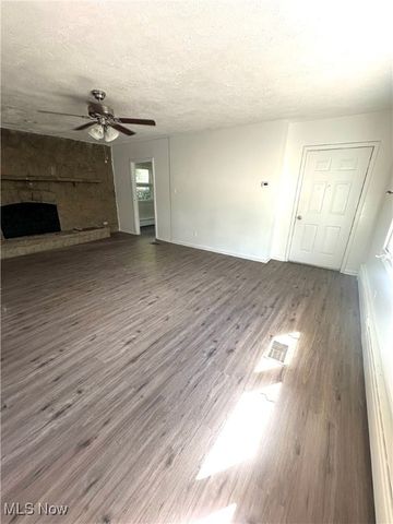 800 Euclid Avenue, Martins Ferry, OH 43935