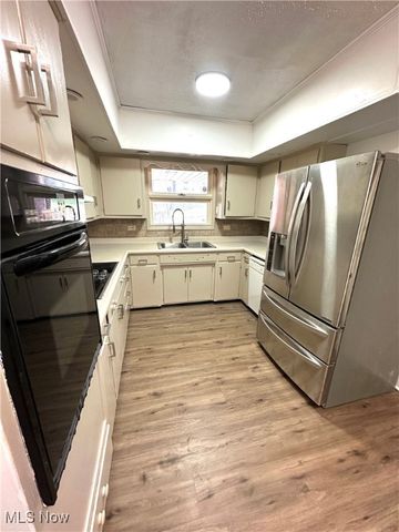 800 Euclid Avenue, Martins Ferry, OH 43935