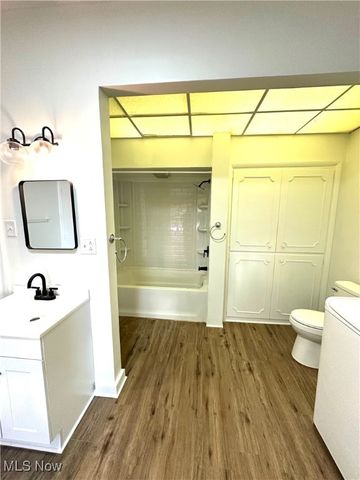 800 Euclid Avenue, Martins Ferry, OH 43935