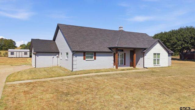 15099 Fargo Dr, Chandler, TX 75758