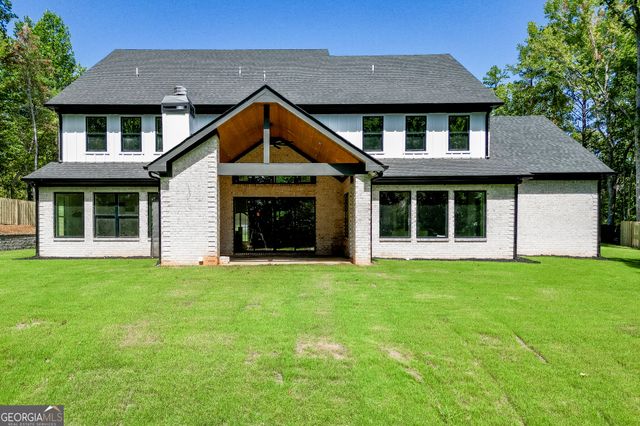 5222 L J Martin Drive, Gainesville, GA 30507