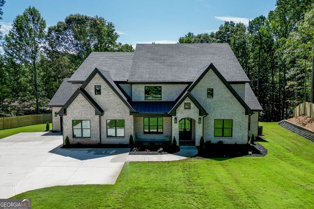 5222 L J Martin Drive, Gainesville, GA 30507