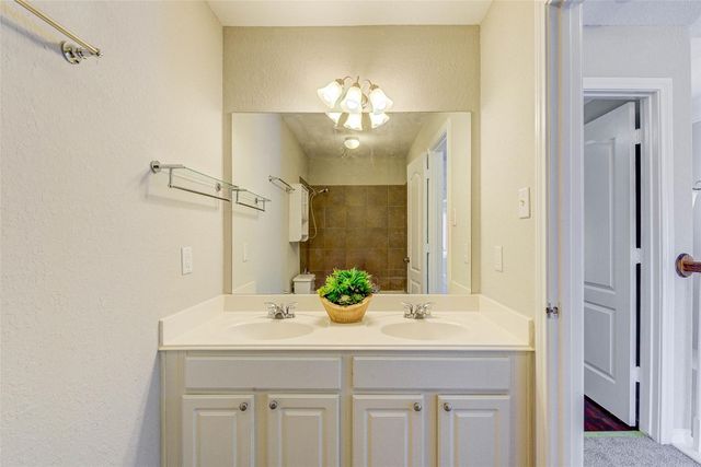 8402 Terrace Brook Drive, Houston, TX 77040