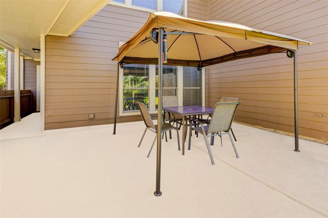 8402 Terrace Brook Drive, Houston, TX 77040