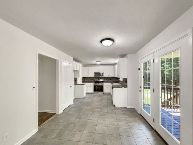 159 Cloe Ct, Clarksville, TN 37042