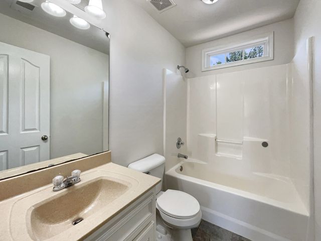 159 Cloe Ct, Clarksville, TN 37042
