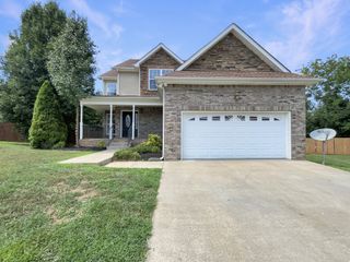 159 Cloe Ct, Clarksville, TN 37042