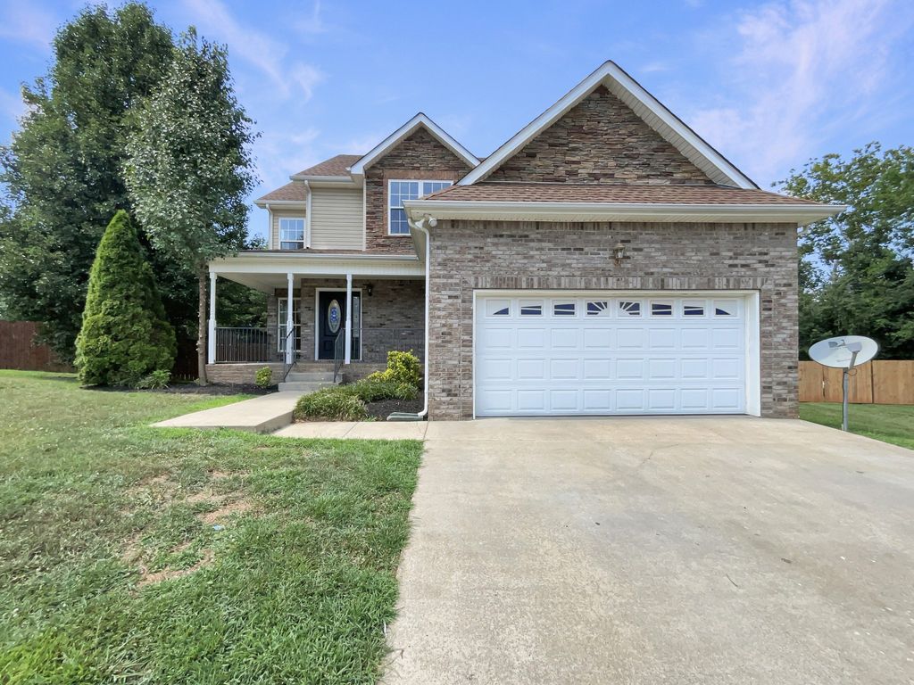 159 Cloe Ct, Clarksville, TN 37042