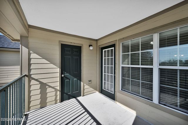 7800 POINT MEADOWS Drive 1134, Jacksonville, FL 32256