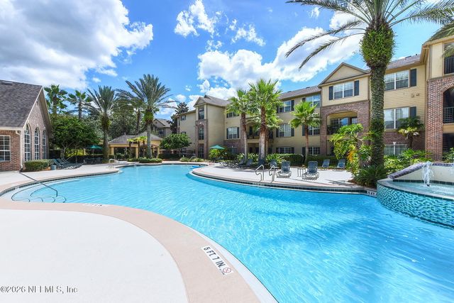 7800 POINT MEADOWS Drive 1134, Jacksonville, FL 32256