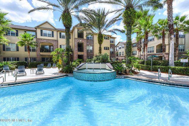 7800 POINT MEADOWS Drive 1134, Jacksonville, FL 32256