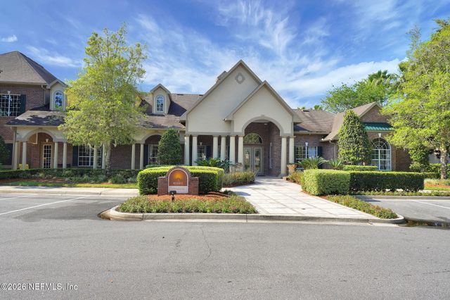 7800 POINT MEADOWS Drive 1134, Jacksonville, FL 32256