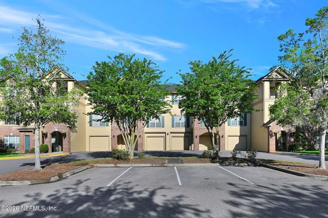 7800 POINT MEADOWS Drive 1134, Jacksonville, FL 32256