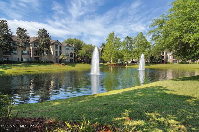 7800 POINT MEADOWS Drive 1134, Jacksonville, FL 32256