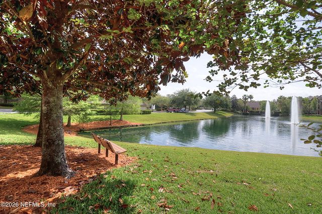 7800 POINT MEADOWS Drive 1134, Jacksonville, FL 32256