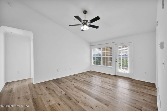 7800 POINT MEADOWS Drive 1134, Jacksonville, FL 32256