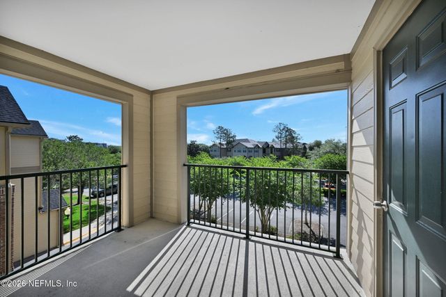 7800 POINT MEADOWS Drive 1134, Jacksonville, FL 32256