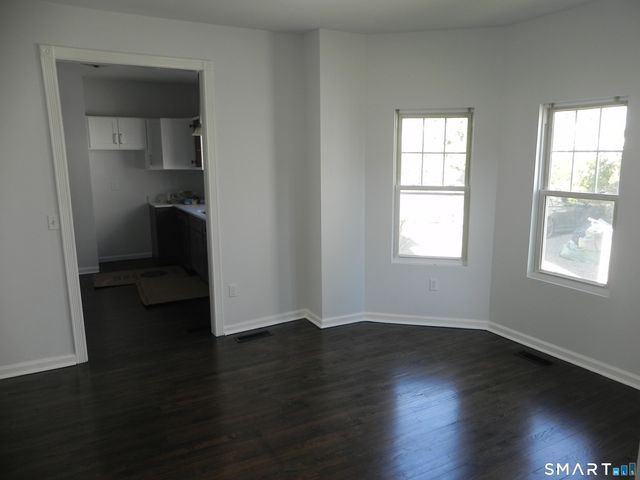 10 Hawkins Avenue A, Norwalk, CT 06855