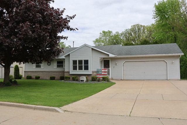 1304 BUCHANAN COURT, Kaukauna, WI 54130