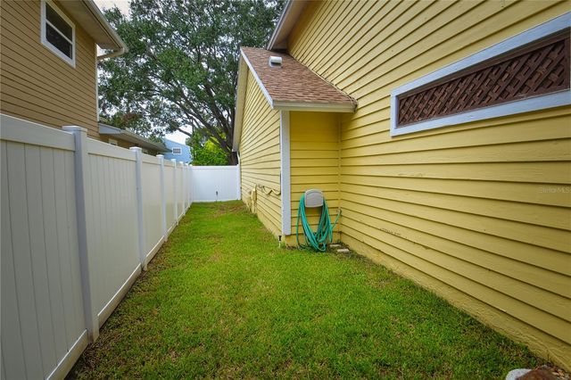 7519 HARBOR VIEW WAY, Seminole, FL 33776